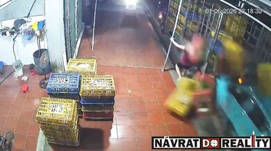 Brutální nehoda elektromobilu ve Vietnamu