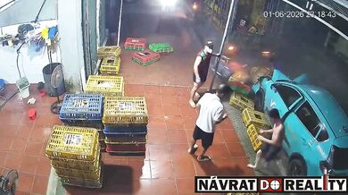 Brutální nehoda elektromobilu ve Vietnamu