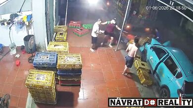 Brutální nehoda elektromobilu ve Vietnamu