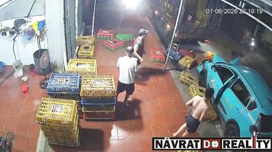 Brutální nehoda elektromobilu ve Vietnamu