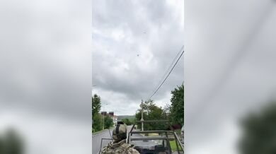 Ruská armáda nasazuje nový systém Yolka: Levný dron vystřelovaný z pistole ničí nepřátele pouhým nárazem