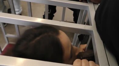 Ashley Adams mezirasové gangbang kouření