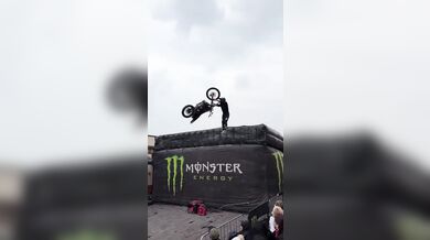 Nehoda na motokrosové show v Mexiku