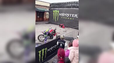 Nehoda na motokrosové show v Mexiku