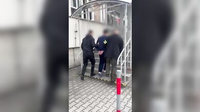 Řidič v Krakově srazili dva chodce a z místa činu bezohledně ujeli