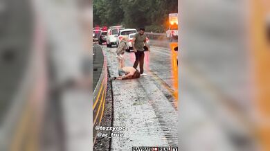 Road rage zakončený rvačkou na silnici