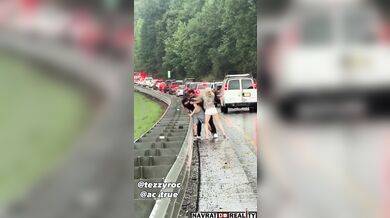 Road rage zakončený rvačkou na silnici