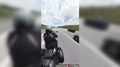 Motocyklista sražen nepozorným řidičem automobilu