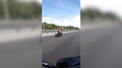 Brutální nehoda motorkáře #2