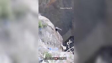 Tragický konec jemenského „Spider-Mana“: Slavný extrémní sportovec Antar al-Absi se zřítil bez jištění do kráteru sopky