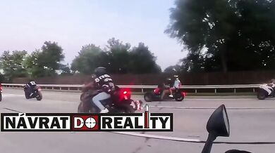 Nepříjemný pád spolujezdce