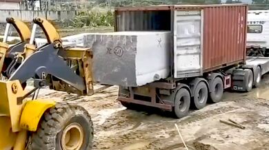 Zručný řidič nakladače