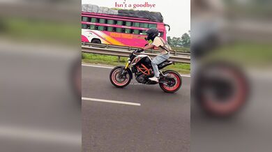 Pokus o wheelie #2