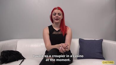 Český lesbický casting amatérky se lížou před kamerou