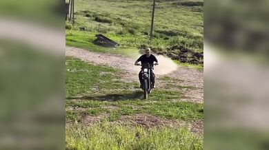 Frajeřinky na motorce #2