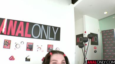 Lola Valentine si nechala vyplnit prdelku