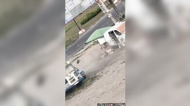 Ruský dron v Chersonu zaútočil na civilistu: Ukrajinský prezident Zelenskyj odsoudil další útok na neozbrojené lidi