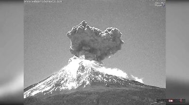 Erupce sopky Popocatépetl