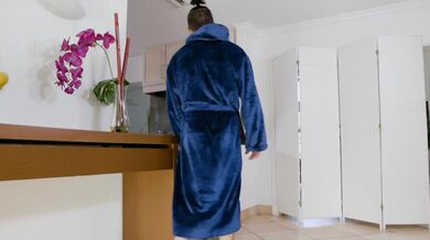 Sexy instalatérka Valentina Nappi
