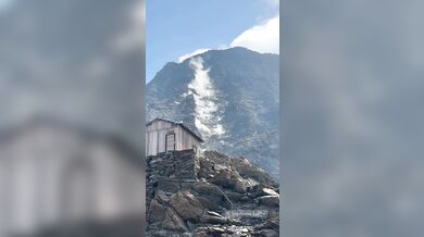 Únik před lavinou kamení na Mont Blancu: Horolezec přežil skalní zřícení vyvolané extrémními horky