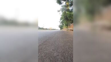 Úmyslné sražení motorkáře v Libanonu: Řidič luxusního auta vytlačil motocykl ve vysoké rychlosti a ujel