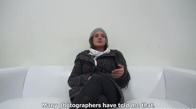 Utajená děvka dostala na castingu brutální nášup do dírky