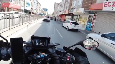 Náraz do motorkáře zezadu