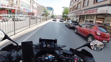 Náraz do motorkáře zezadu