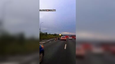Nehoda během nebezpečné jízdy motorkáře