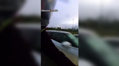 Nehoda během nebezpečné jízdy motorkáře
