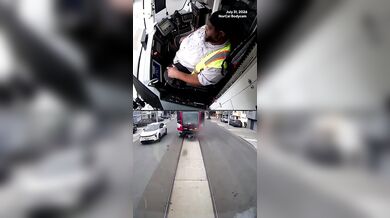 Srážka tamvaje v San Franciscu: Řidič usnul těsně před nárazem za volantem