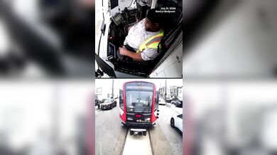 Srážka tamvaje v San Franciscu: Řidič usnul těsně před nárazem za volantem