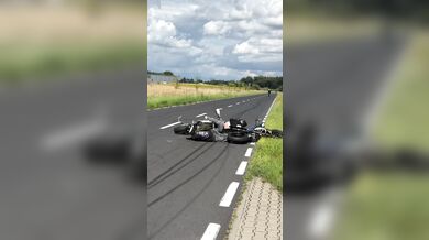 Střet dvou wheelie motorkářů