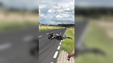Střet dvou wheelie motorkářů