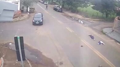 Srážka dětí na elektrické koloběžce s autem v Brazílii