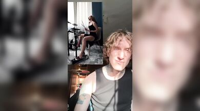 Podvod na sociálních sítích: Dívka předstírala hru na bicí, ruský bubeník ji odhalil