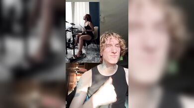 Podvod na sociálních sítích: Dívka předstírala hru na bicí, ruský bubeník ji odhalil