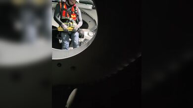 Pohled z výšky: Video ukazuje náročnou montáž obří větrné elektrárny