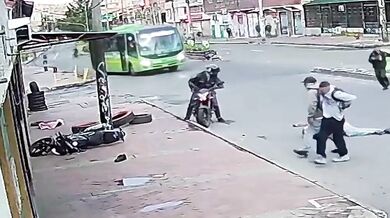 Brutální nehoda motorkáře #3