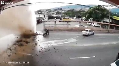 Výbuch vodovodního potrubí ve Venezuele