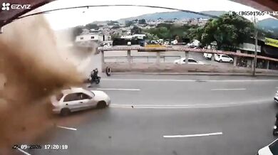 Výbuch vodovodního potrubí ve Venezuele
