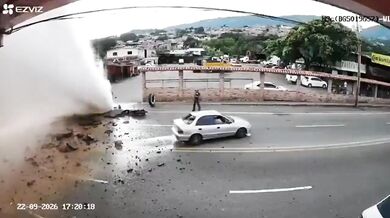Výbuch vodovodního potrubí ve Venezuele