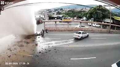 Výbuch vodovodního potrubí ve Venezuele