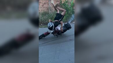 Wheelie fail #4