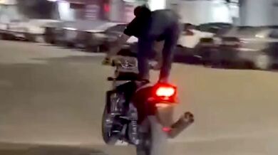 Nevydařené wheelie