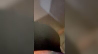 Cvičení pole dance skončilo potopou
