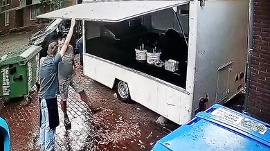 Prank na mladého kolegu