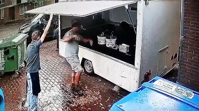 Prank na mladého kolegu