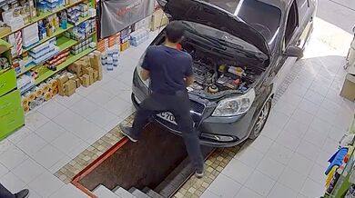 Fail v autoservisu