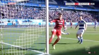 Žíznivý brankář dostane gól